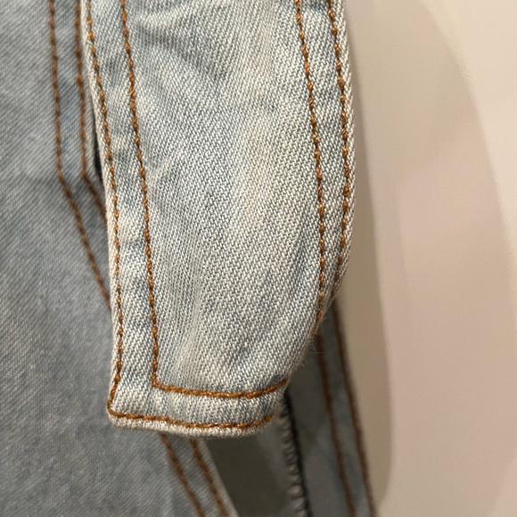 Vintage Fiorucci Denim overalls. Rare find.Size Large - Picture 9 of 11